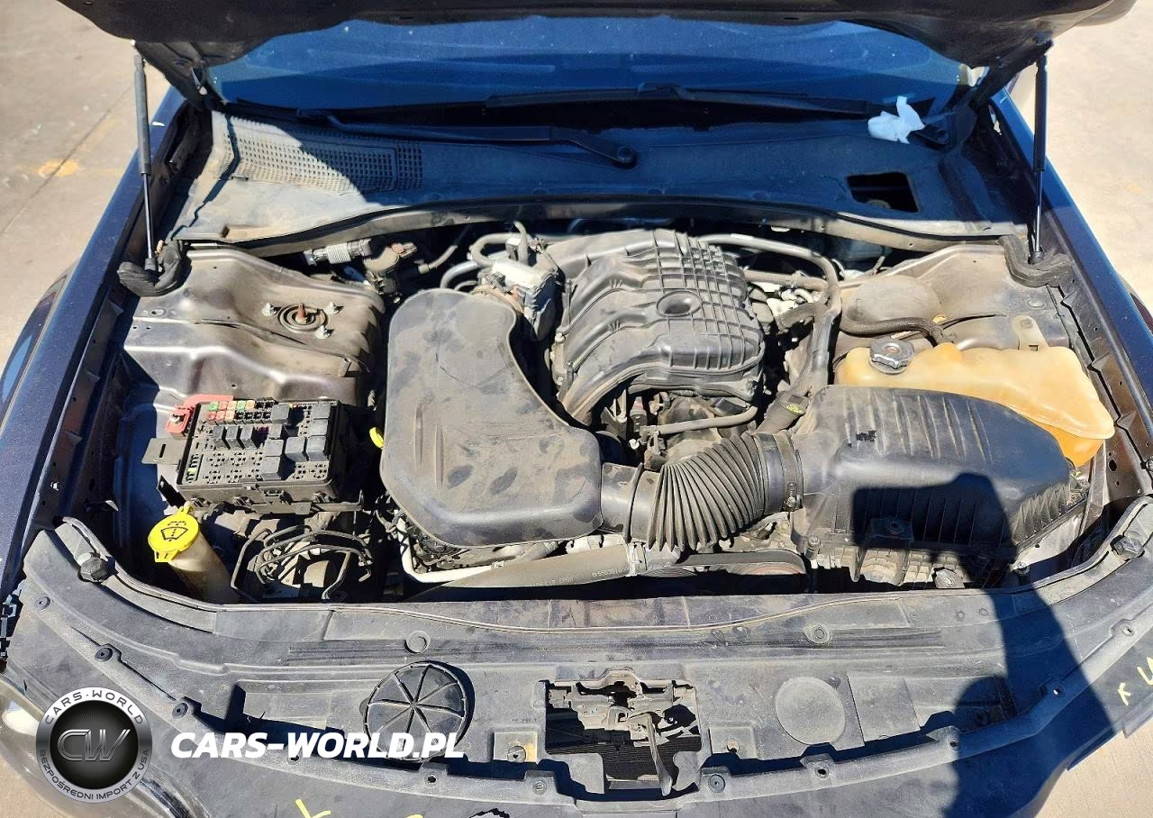 2016 Chrysler 300 S VIN:2C3CCABG9GH224320 - 11