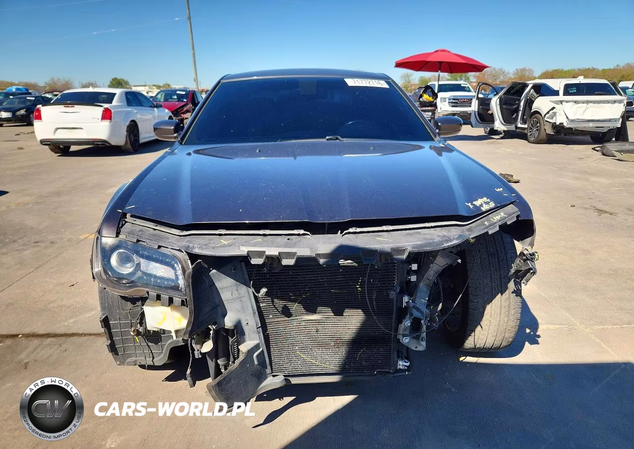 2016 Chrysler 300 S VIN:2C3CCABG9GH224320 - 5