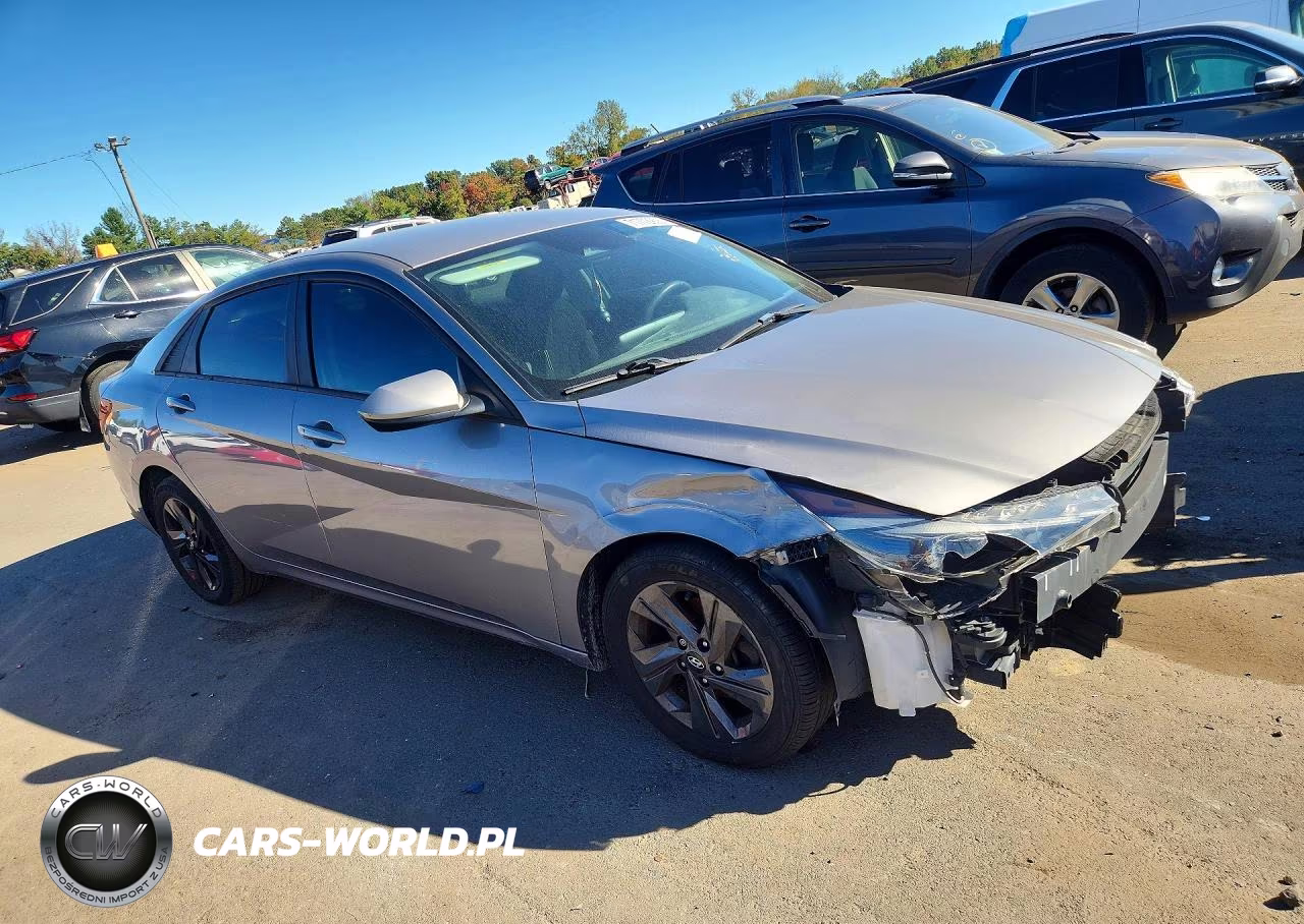 2021 Hyundai Elantra Sel VIN:KMHLM4AG7MU212828 - 4