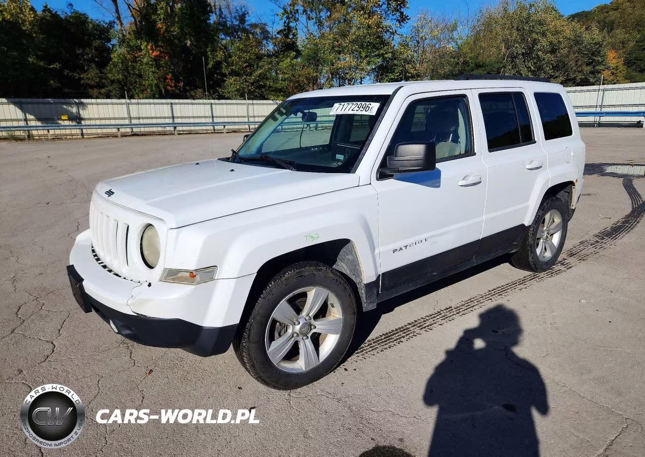 2014 Jeep Patriot Sport VIN:1C4NJRBB2ED842747 - 1