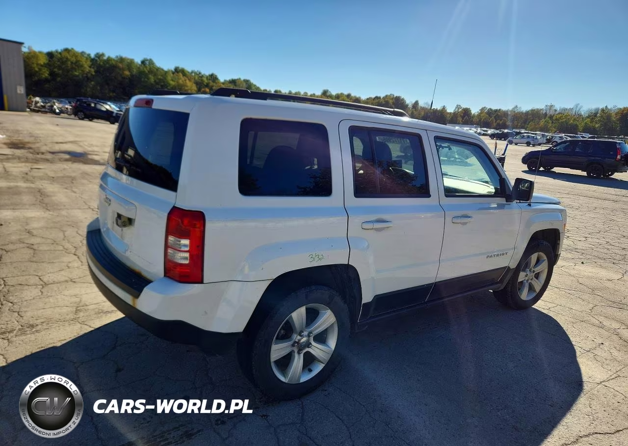 2014 Jeep Patriot Sport VIN:1C4NJRBB2ED842747 - 3