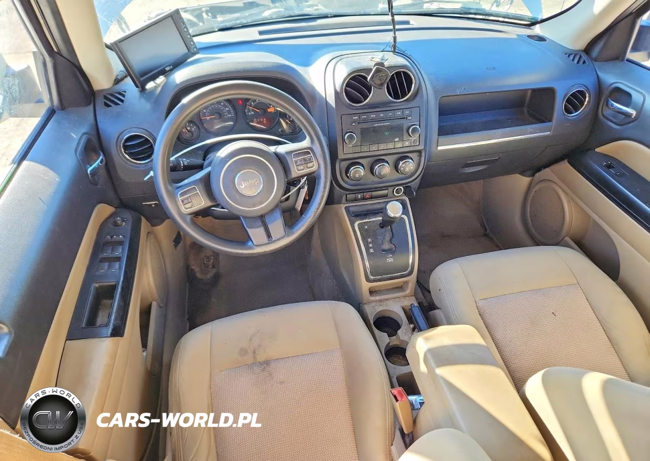 2014 Jeep Patriot Sport VIN:1C4NJRBB2ED842747 - 8