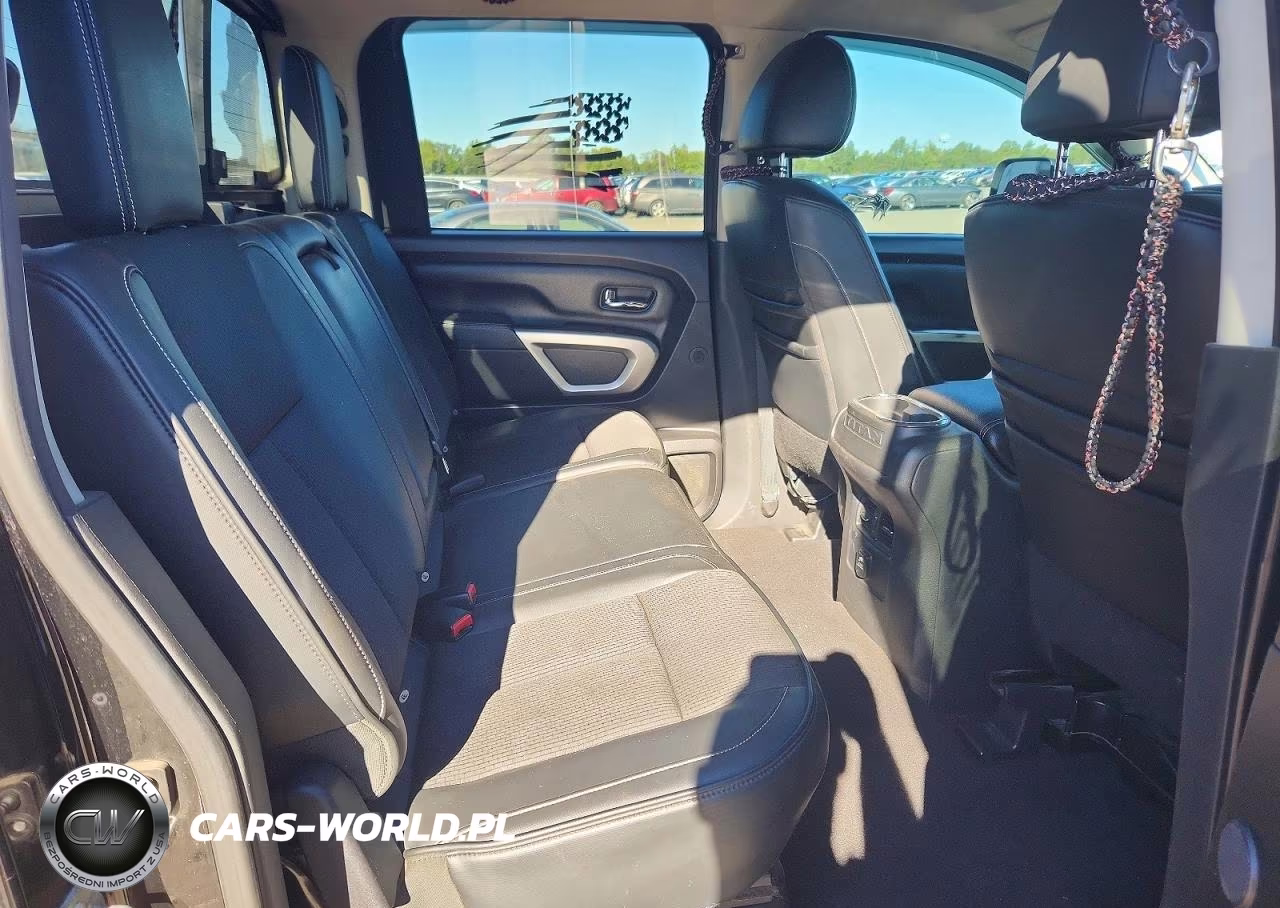 2016 Nissan Titan Xd Pro-4X VIN:1N6BA1F41GN501298 - 10