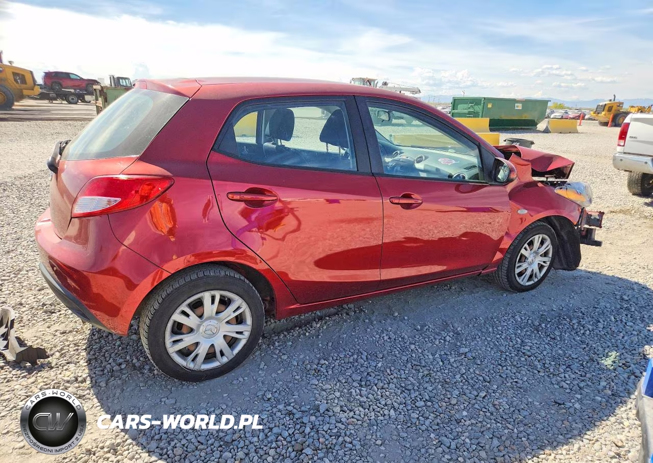 2014 Mazda Mazda2 Sport VIN:JM1DE1KY0E0188005 - 3