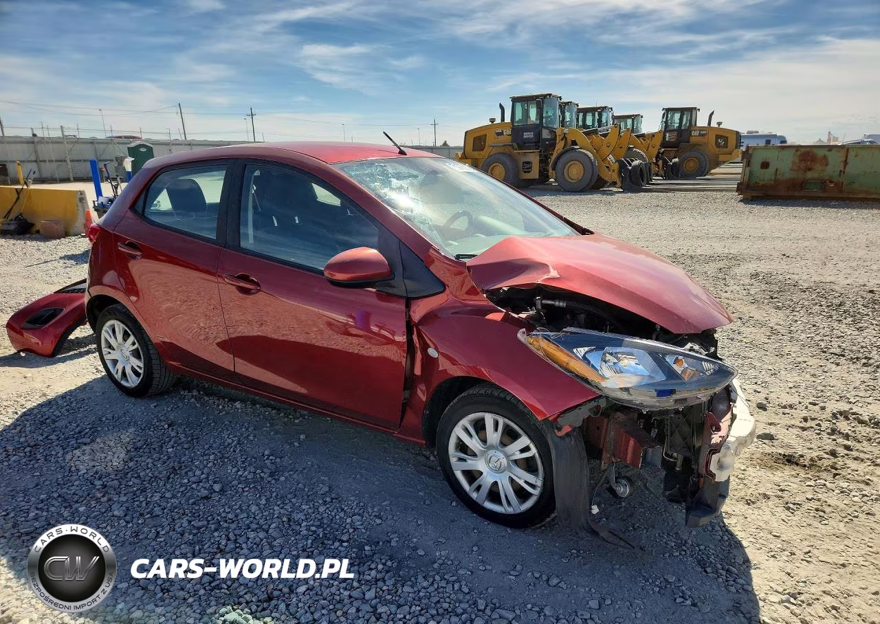 2014 Mazda Mazda2 Sport VIN:JM1DE1KY0E0188005 - 4