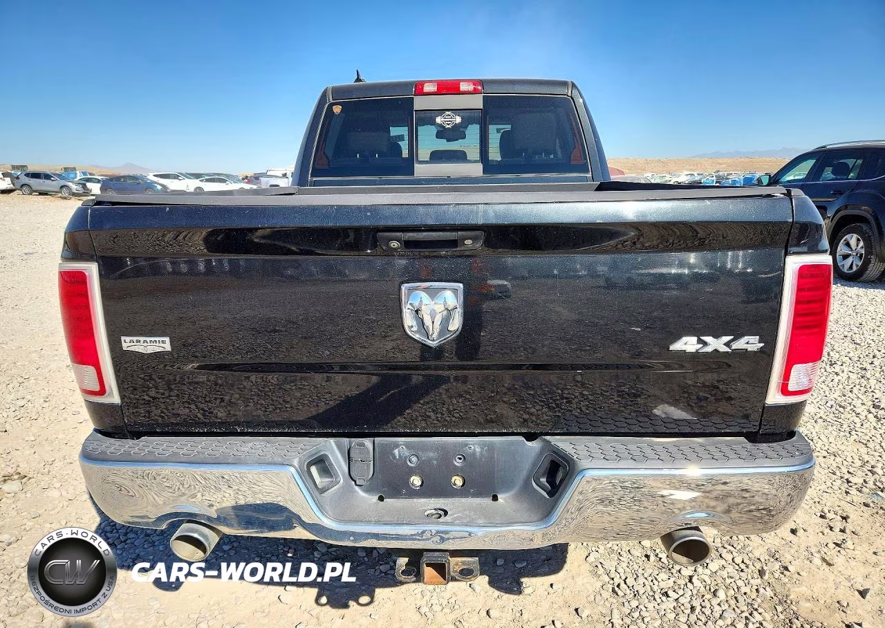 2015 Ram 1500 Laramie VIN:1C6RR7VM8FS733161 - 6
