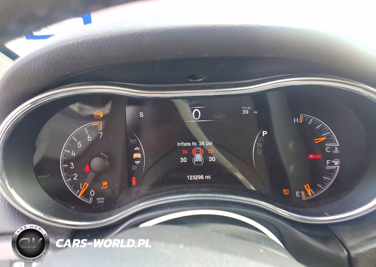 2018 Jeep Grand Cherokee Limited VIN:1C4RJEBG2JC274893 - 9
