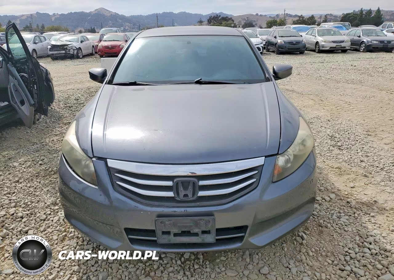 2011 Honda Accord Lxp VIN:1HGCP2F49BA020485 - 5