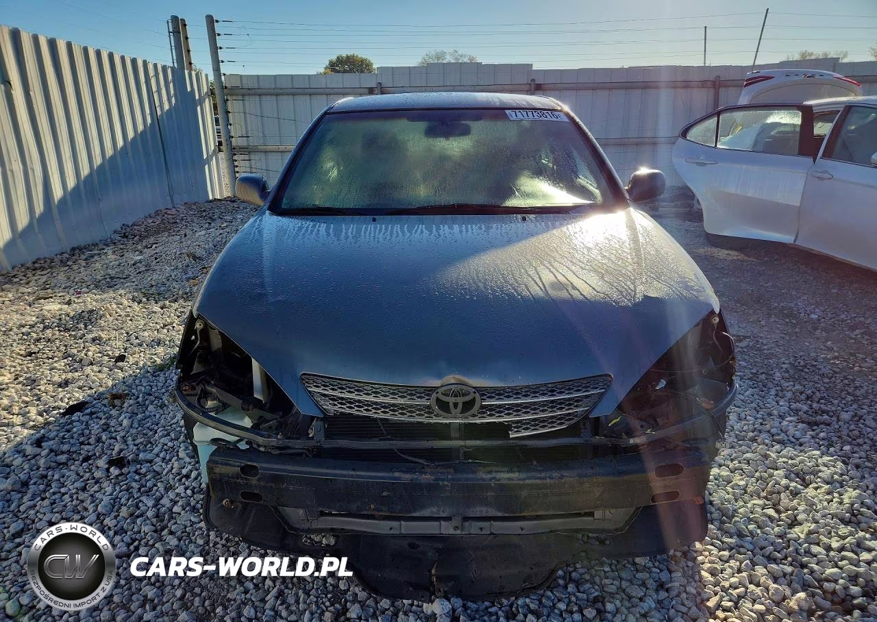2004 Toyota Camry Le VIN:4T1BE32KX4U830585 - 5