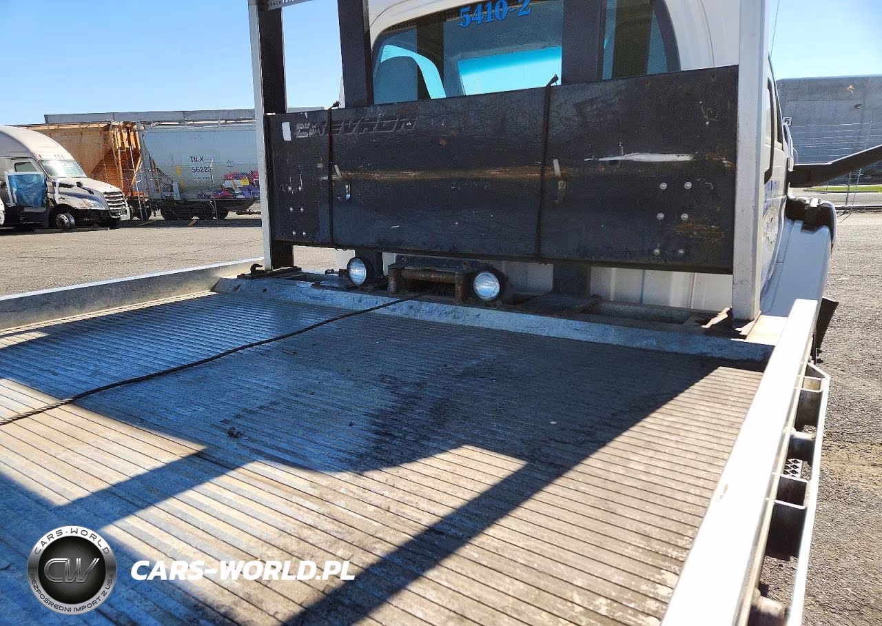 2004 GMC C6500 C6C042 VIN:1GDJ6C1C64F506167 - 10
