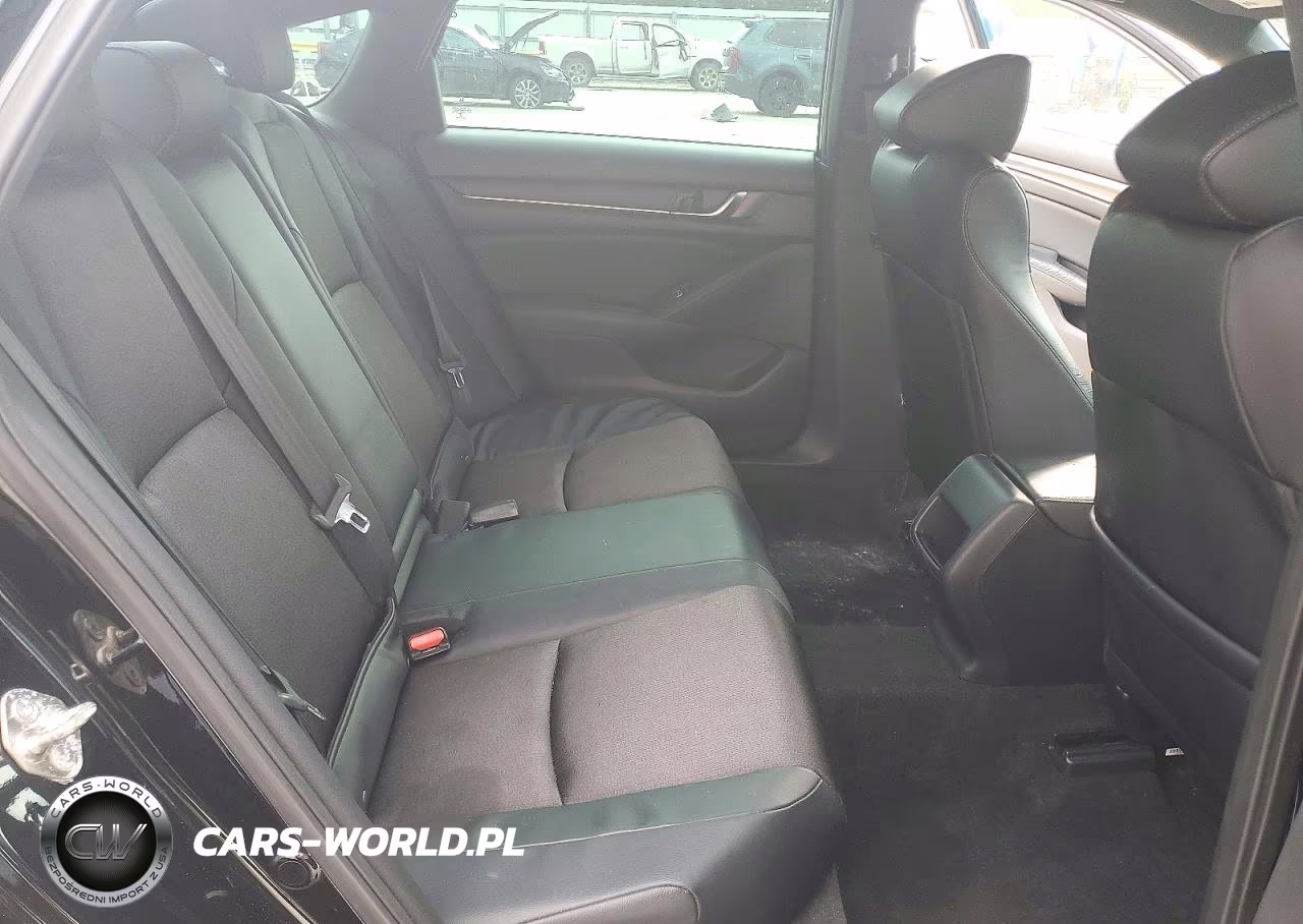 2018 Honda Accord Sport VIN:1HGCV1F38JA133138 - 10