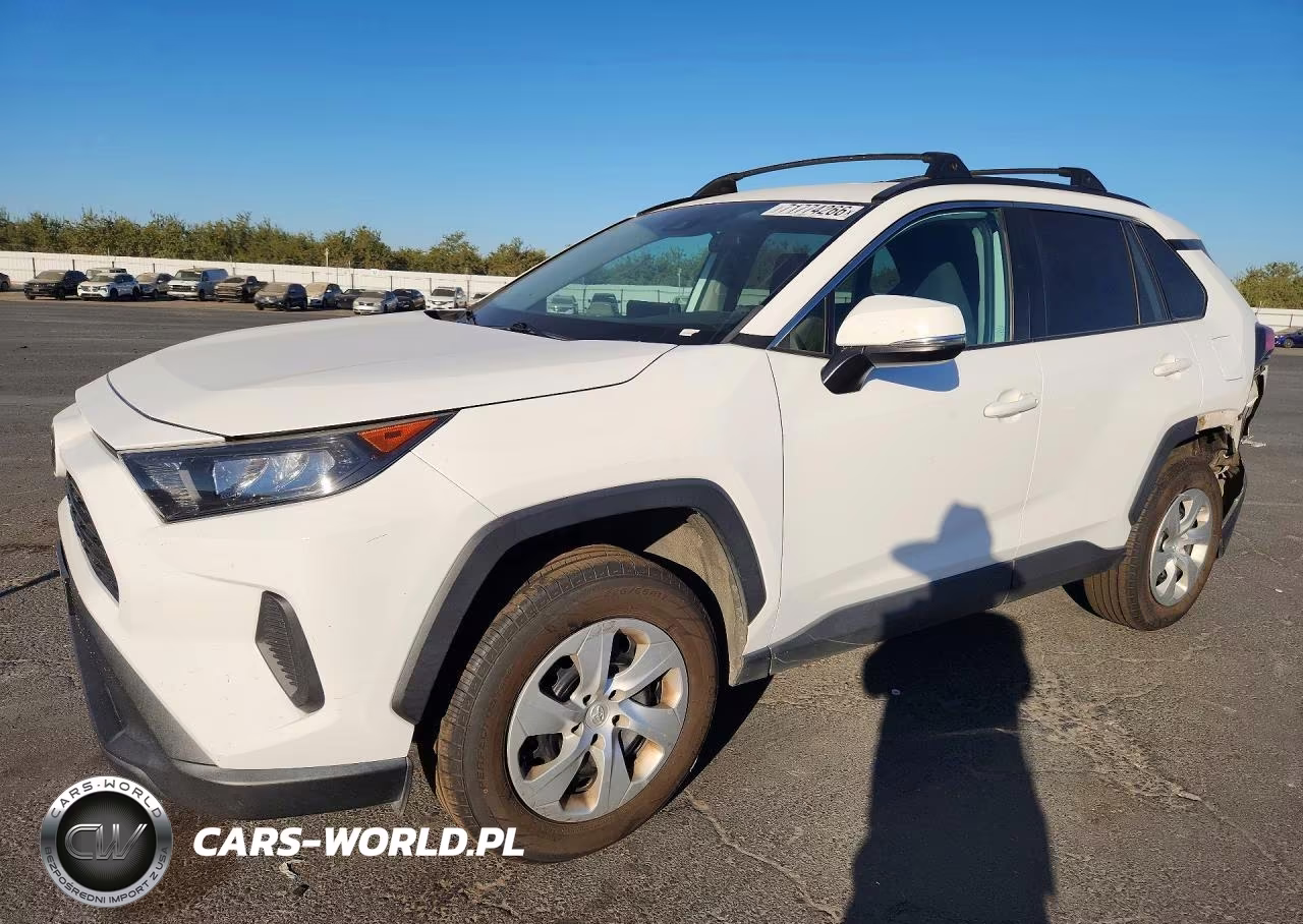 2020 Toyota Rav4 Le – zdjęcie 1 z 13