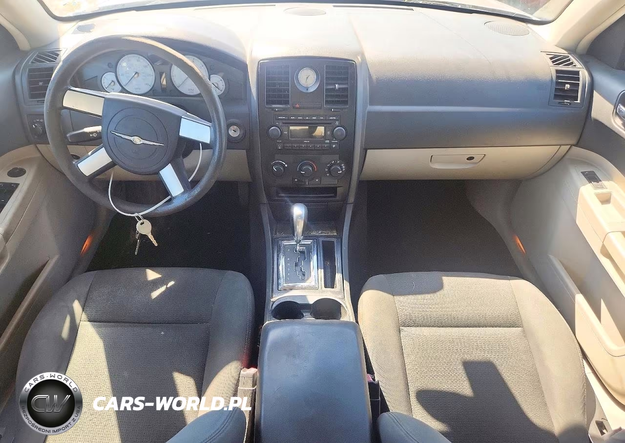 2006 Chrysler 300 VIN:2C3KA43R96H367060 - 8