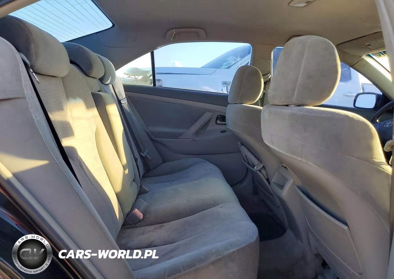 2010 Toyota Camry Le VIN:4T1BF3EKXAU096292 - 10