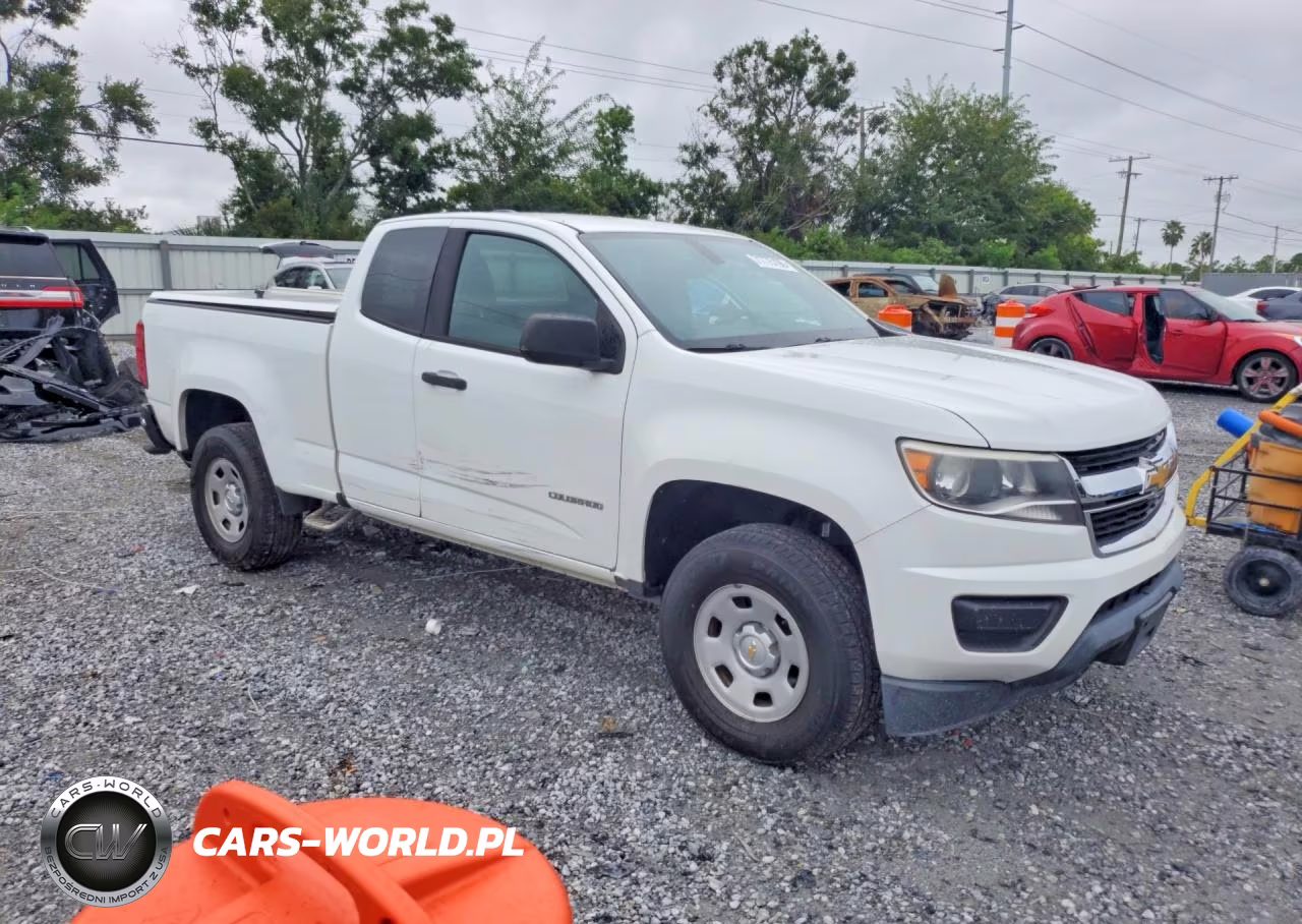 2018 Chevrolet Colorado VIN:1GCHSBEA1J1145277 - 4