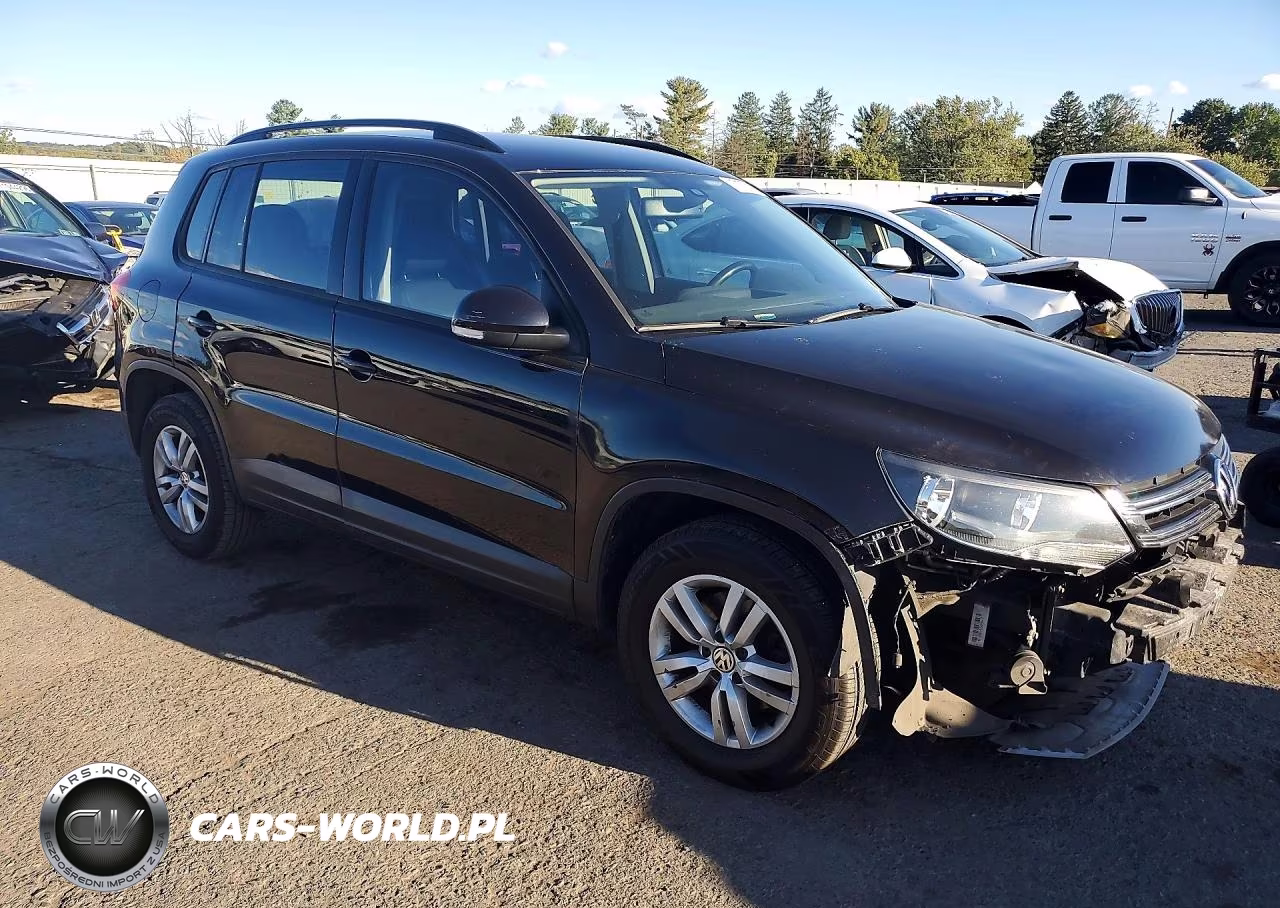 2017 Volkswagen Tiguan S VIN:WVGBV7AX0HK031078 - 4