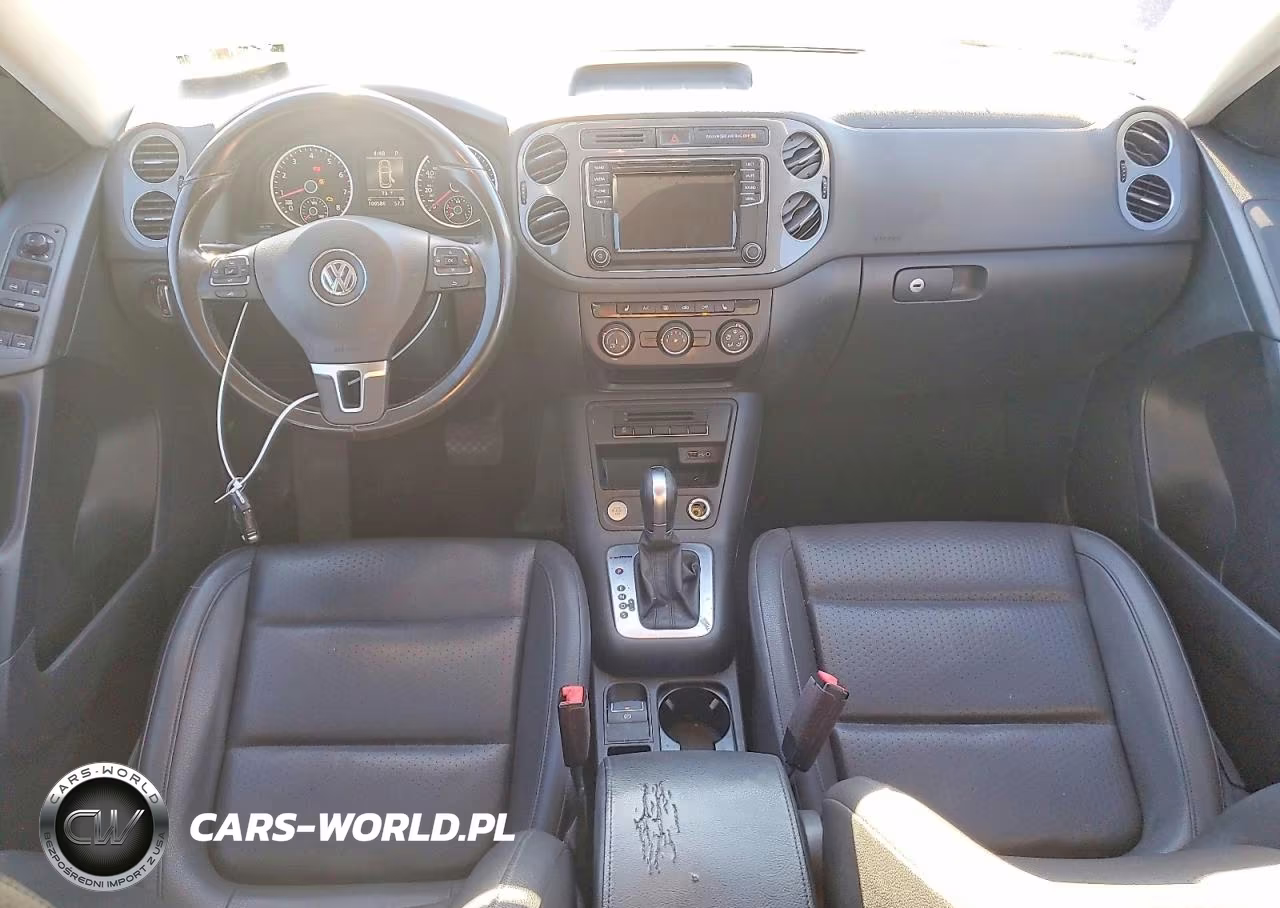 2017 Volkswagen Tiguan S VIN:WVGBV7AX0HK031078 - 8