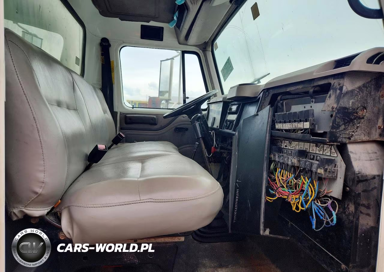 2002 International 4000 4700 VIN:1HTSCABM62H410928 - 10