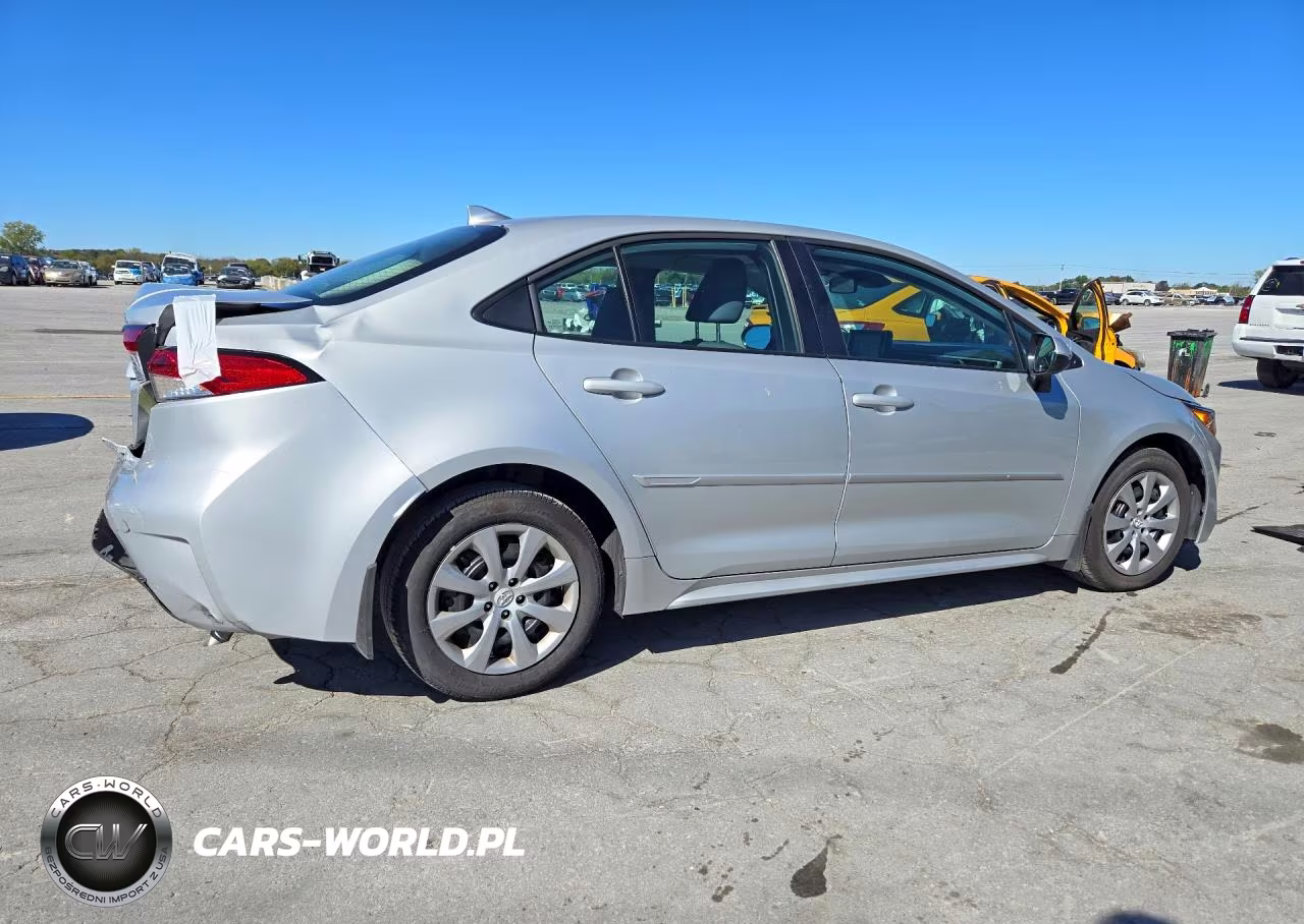 2026 Toyota Corolla Le VIN:5YFB4MDE2TP417852 - 3