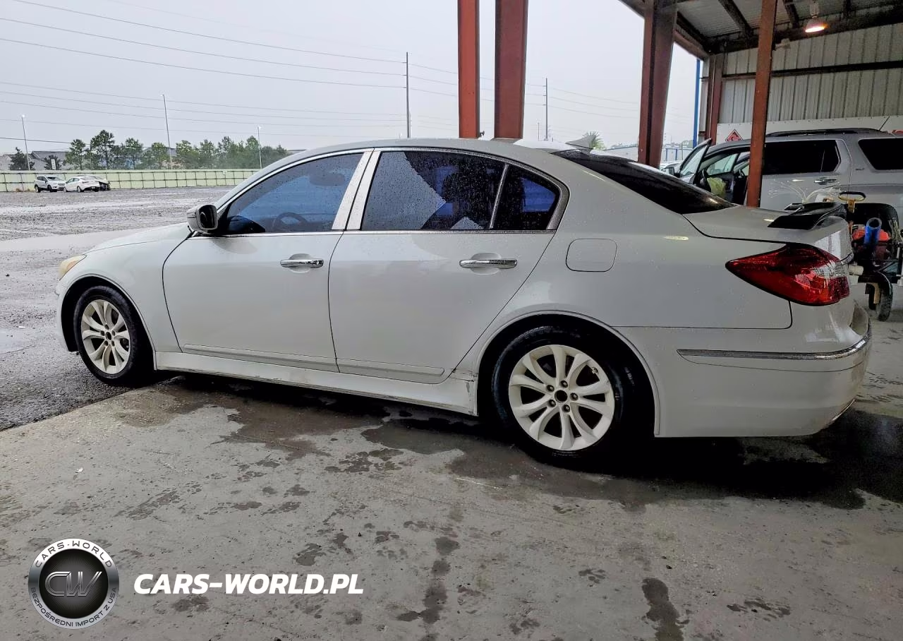 2013 Hyundai Genesis 3.8L VIN:KMHGC4DD2DU237156 - 2