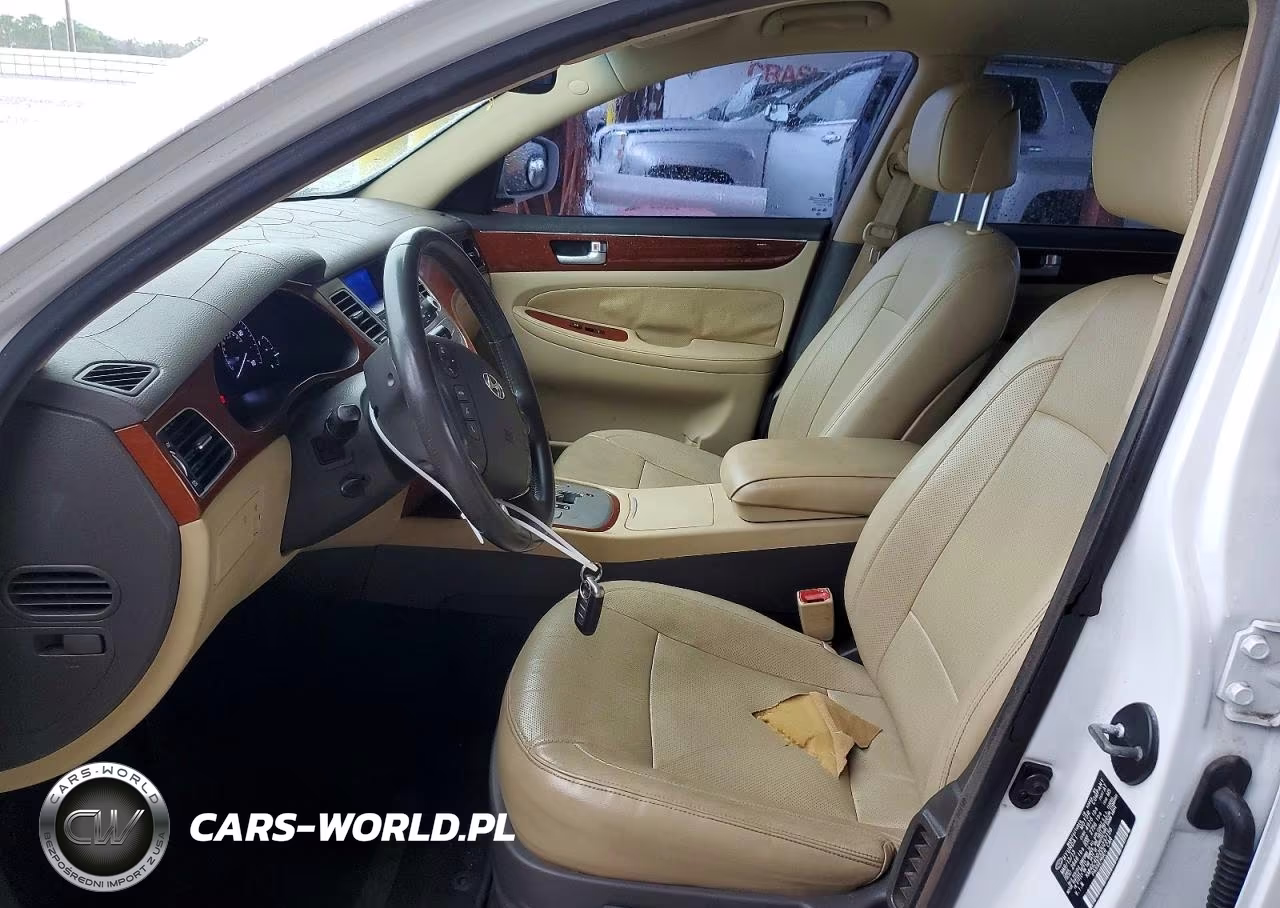 2013 Hyundai Genesis 3.8L VIN:KMHGC4DD2DU237156 - 7