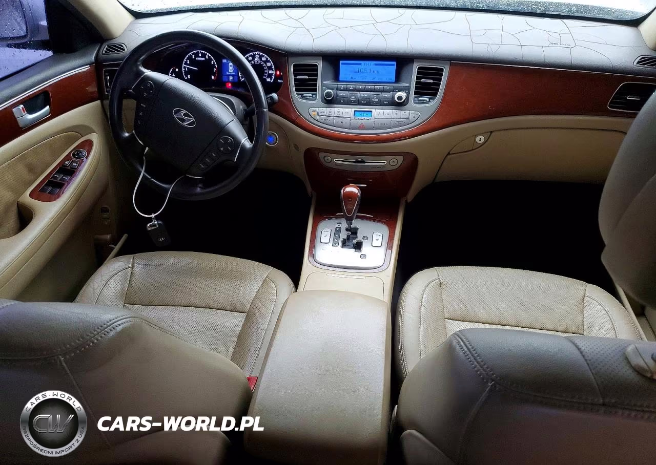 2013 Hyundai Genesis 3.8L VIN:KMHGC4DD2DU237156 - 8