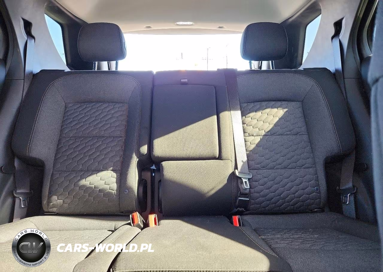 2020 Chevrolet Equinox Lt VIN:2GNAXKEV8L6146083 - 10