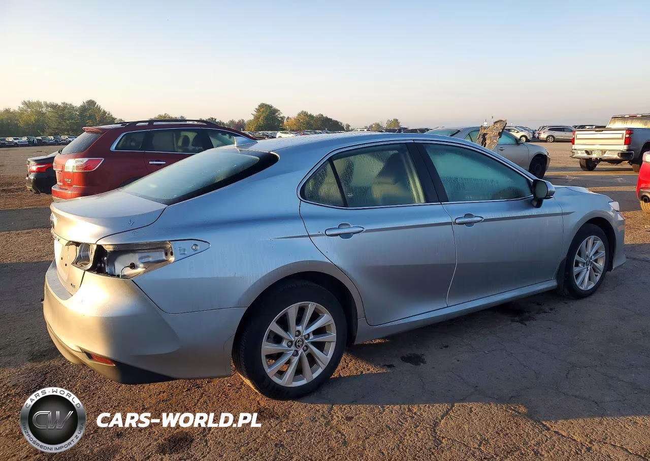 2023 Toyota Camry Le VIN:4T1C11AKXPU832931 - 3