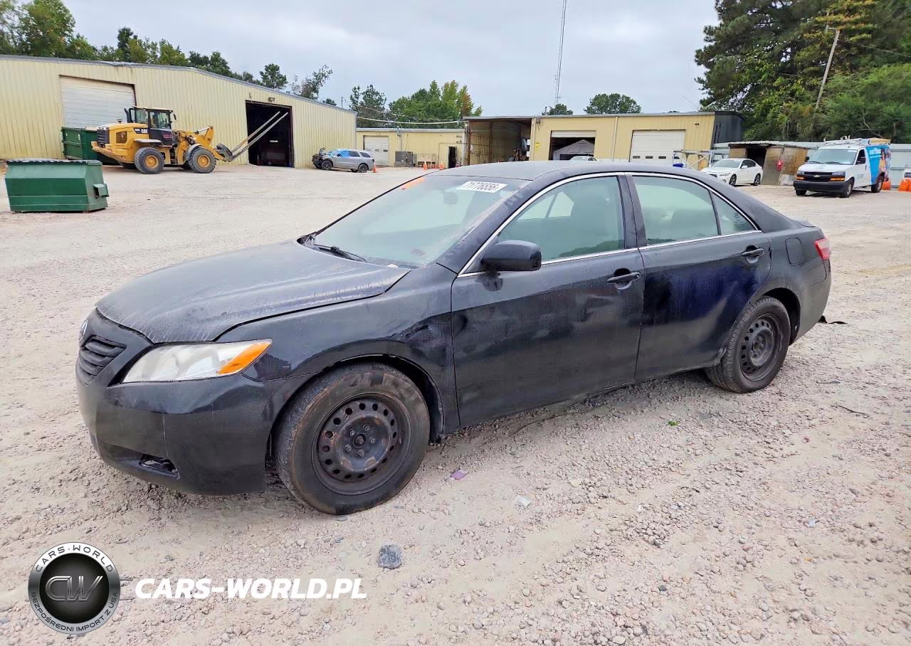 2009 Toyota Camry Le – zdjęcie 1 z 12