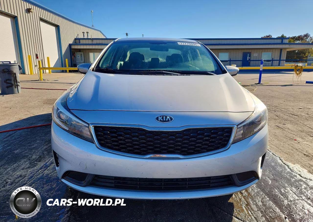 2017 Kia Forte Lx VIN:3KPFL4A79HE016110 - 5