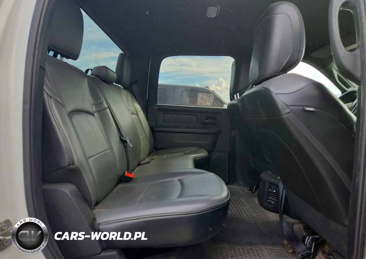 2022 Ram 2500 Tradesman VIN:3C7WR5HJ9NG223587 - 11