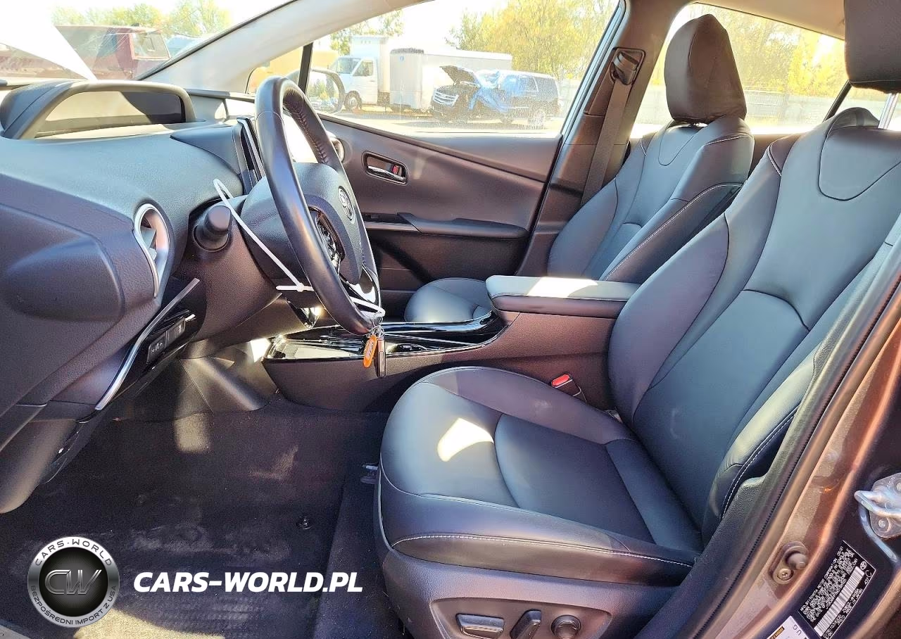 2021 Toyota Prius Prime Le VIN:JTDKAMFP7M3188926 - 7