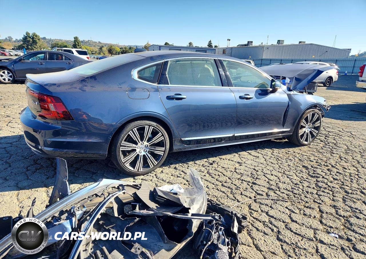2023 Volvo S90 Ultimate VIN:LVY062MA7PP327552 - 3