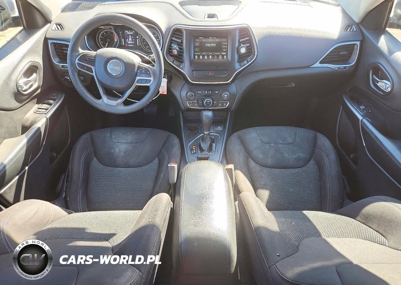 2020 Jeep Cherokee Latitude VIN:1C4PJLCB1LD620203 - 8