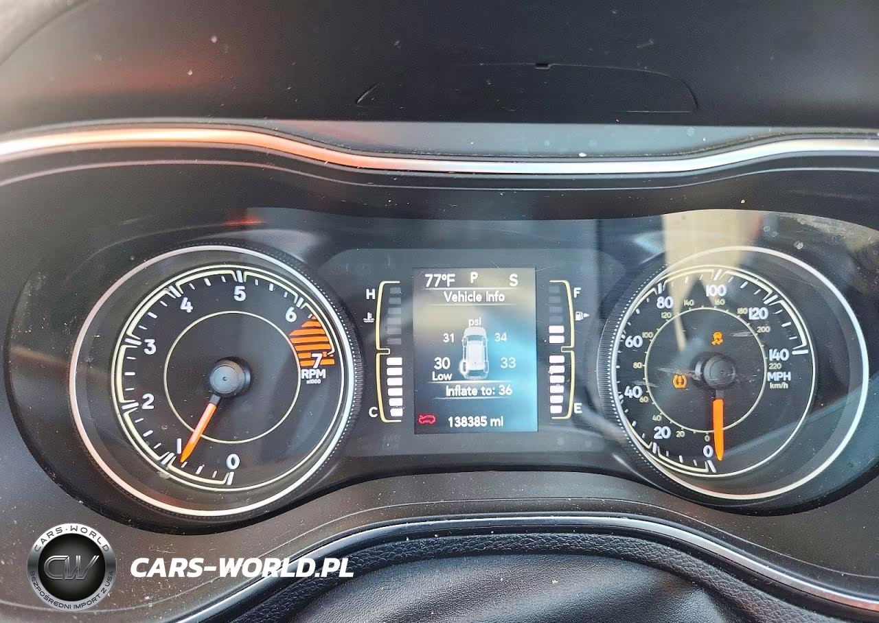 2020 Jeep Cherokee Latitude VIN:1C4PJLCB1LD620203 - 9
