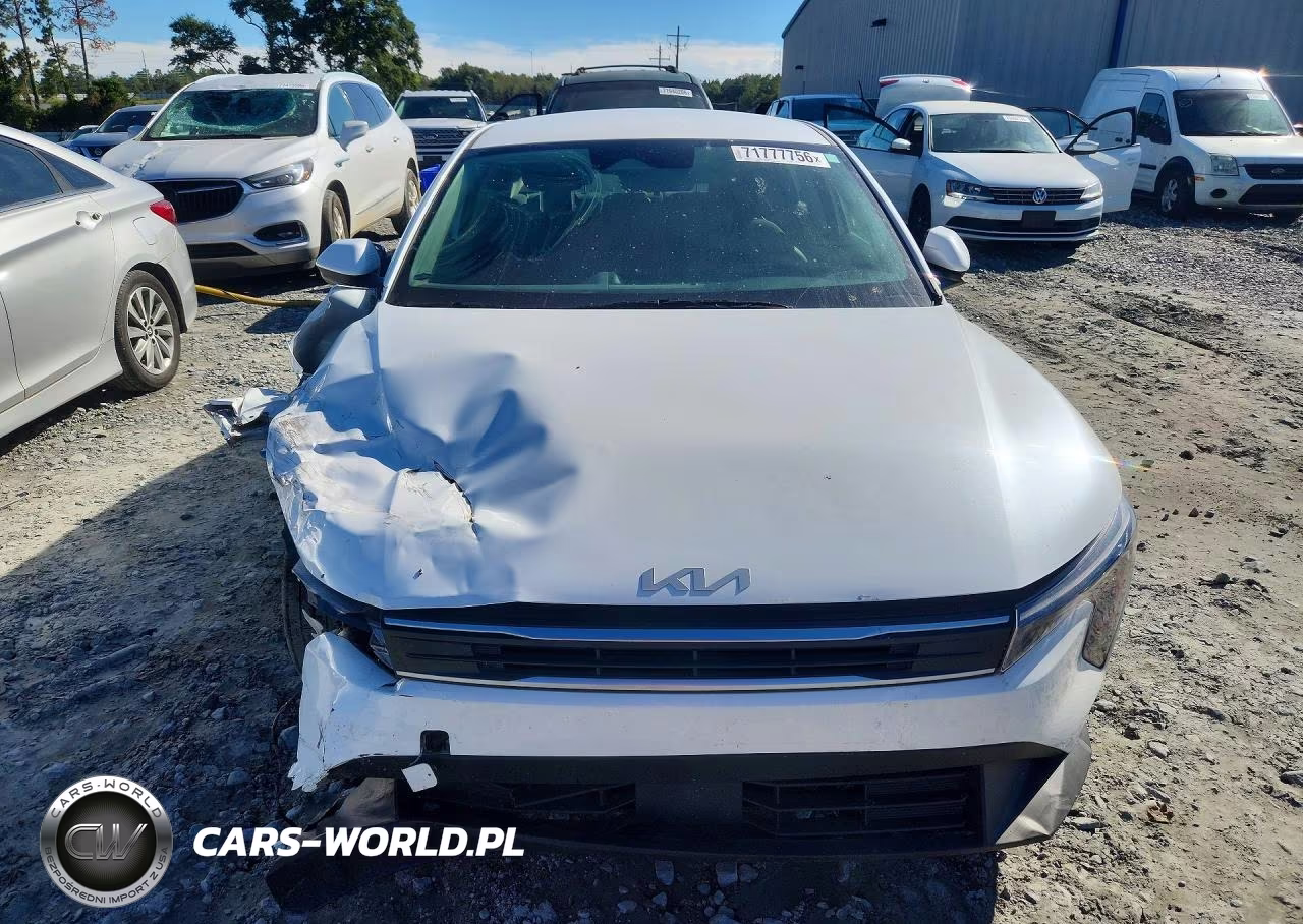 2025 Kia K4 Lxs VIN:3KPFT4DE6SE158335 - 5