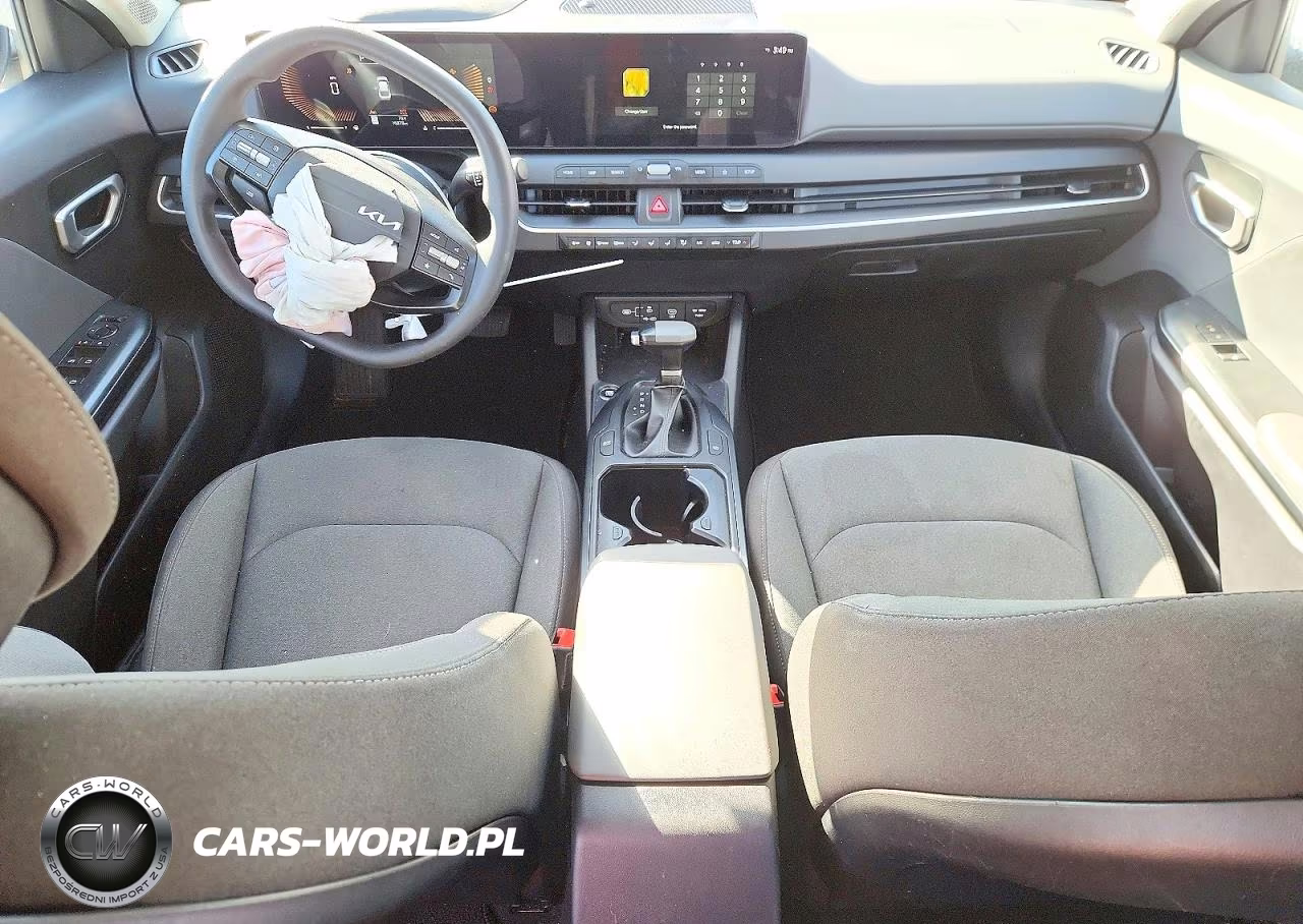 2025 Kia K4 Lxs VIN:3KPFT4DE6SE158335 - 8