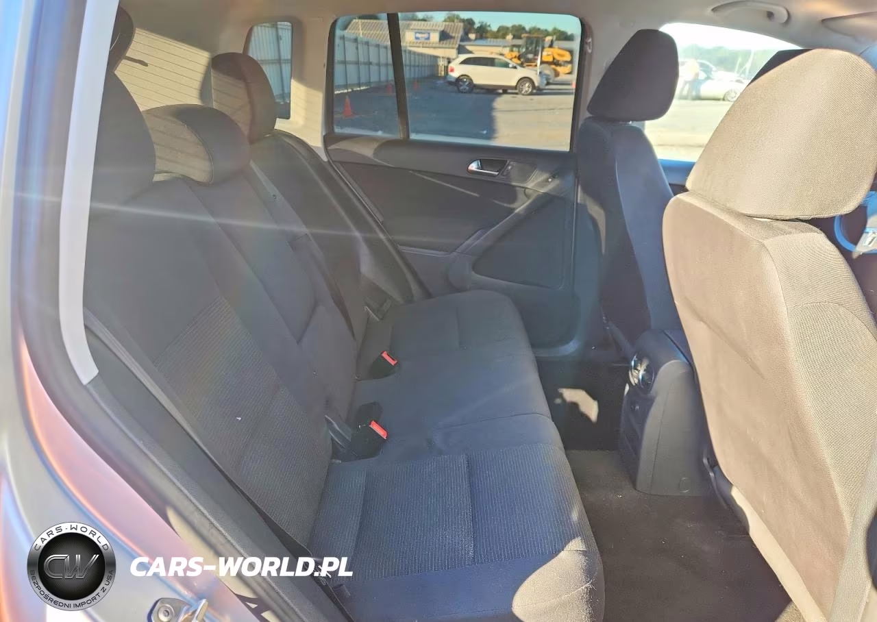 2013 Volkswagen Tiguan S VIN:WVGAV7AX2DW502081 - 11
