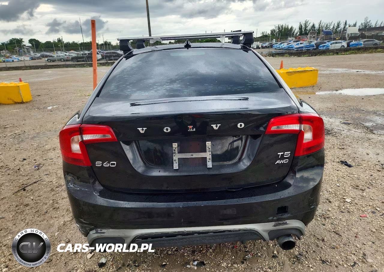 2018 Volvo S60 Dynamic VIN:YV140MTLXJ2451628 - 6