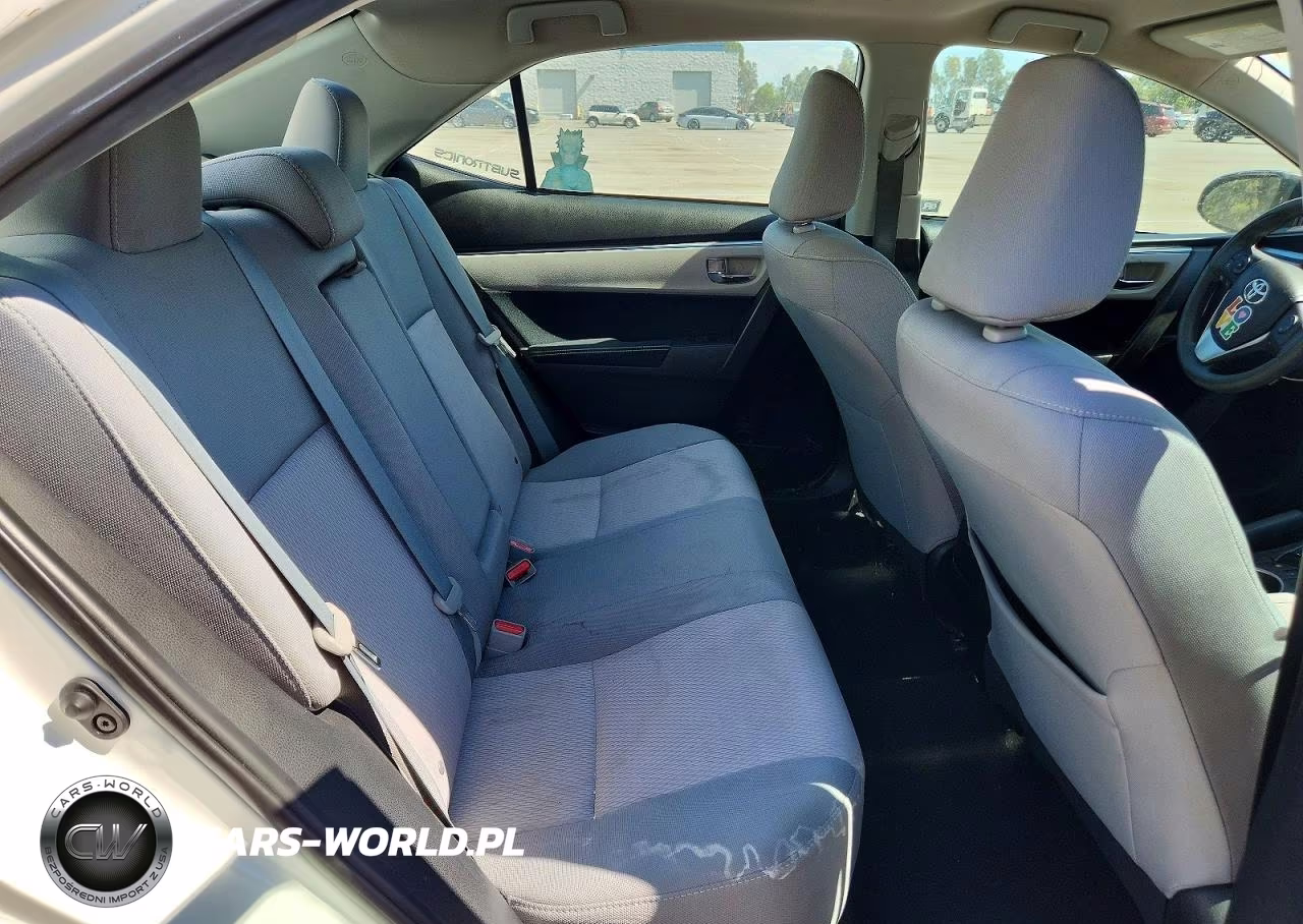 2015 Toyota Corolla Le Plus VIN:5YFBURHE4FP276116 - 10