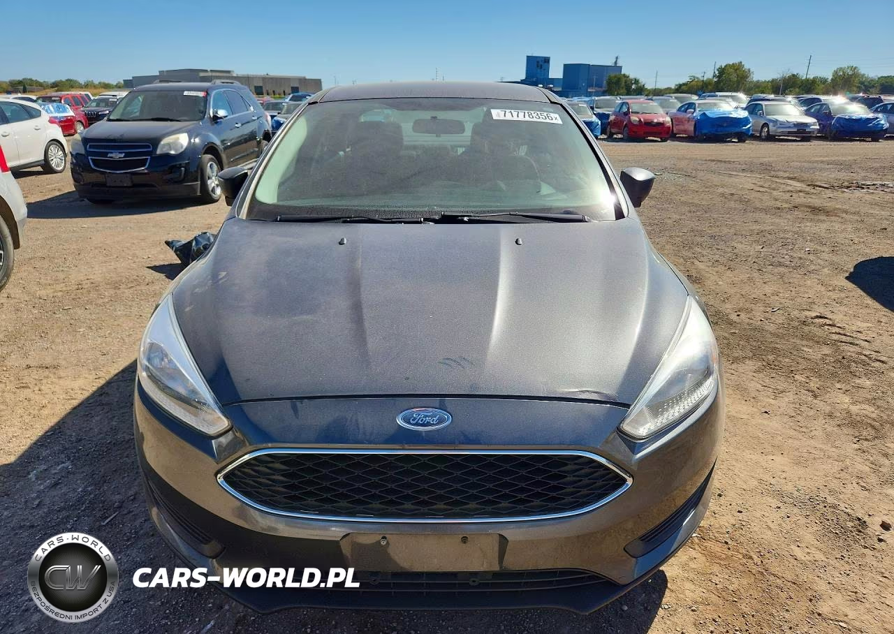 2018 Ford Focus S VIN:1FADP3E2XJL276099 - 5