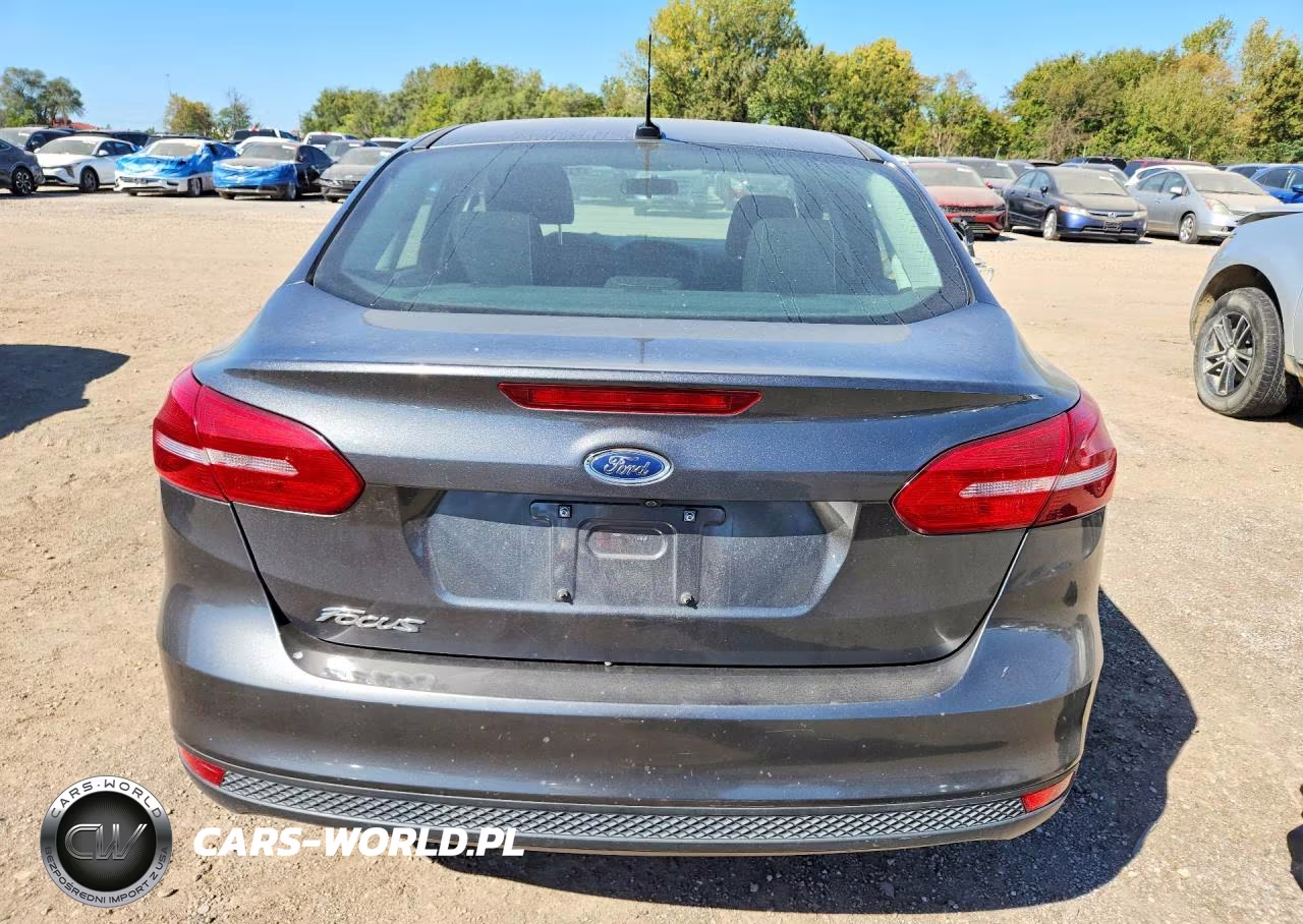 2018 Ford Focus S VIN:1FADP3E2XJL276099 - 6