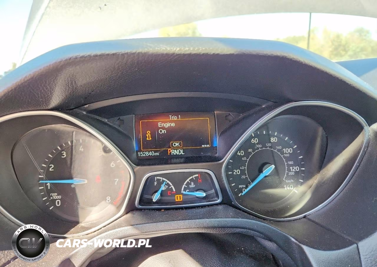 2018 Ford Focus S VIN:1FADP3E2XJL276099 - 9