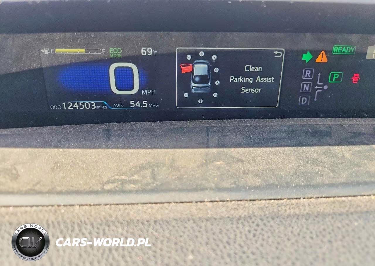 2017 Toyota Prius Two VIN:JTDKBRFU4H3041727 - 9