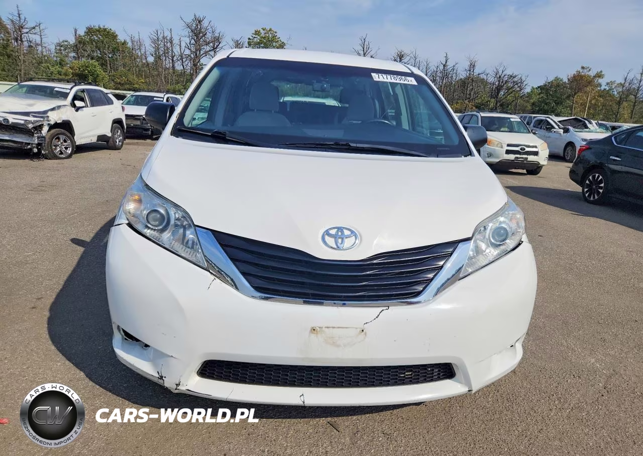 2017 Toyota Sienna L 7-Passenger VIN:5TDZZ3DC9HS819682 - 5