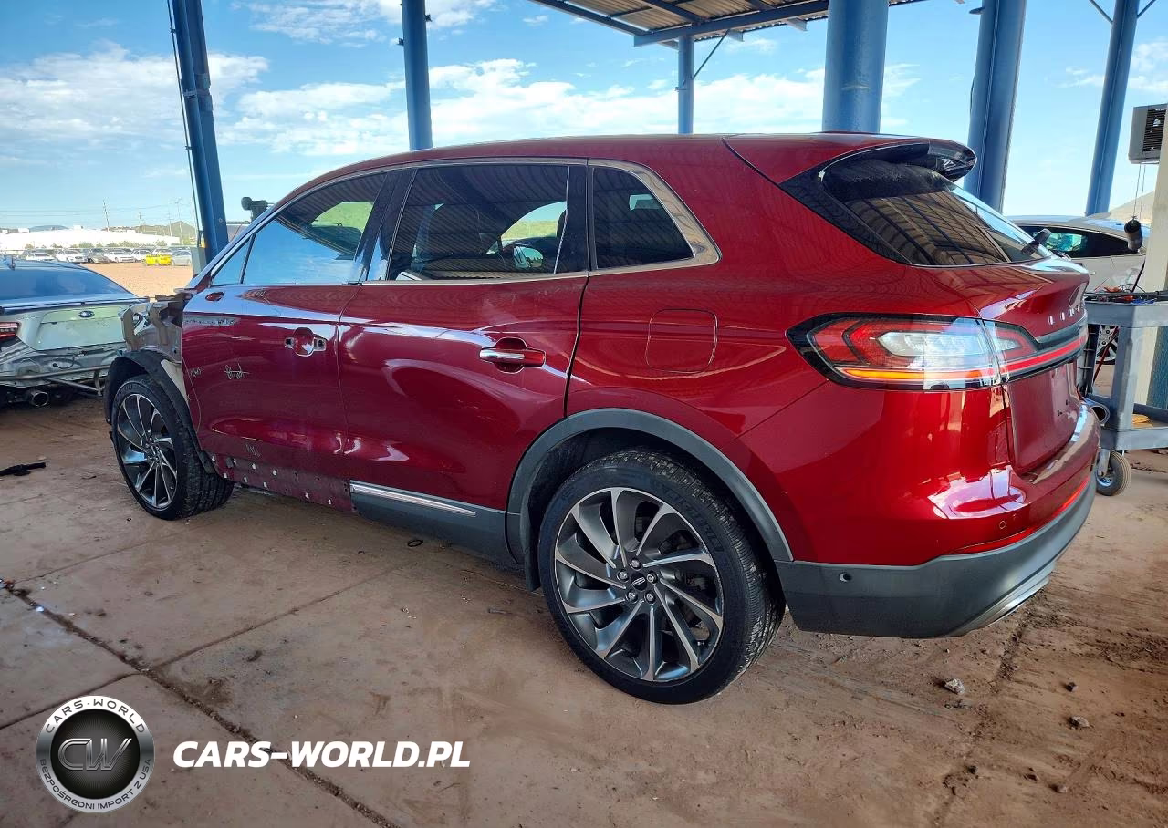 2019 Lincoln Nautilus Reserve VIN:2LMPJ8LP5KBL35873 - 2
