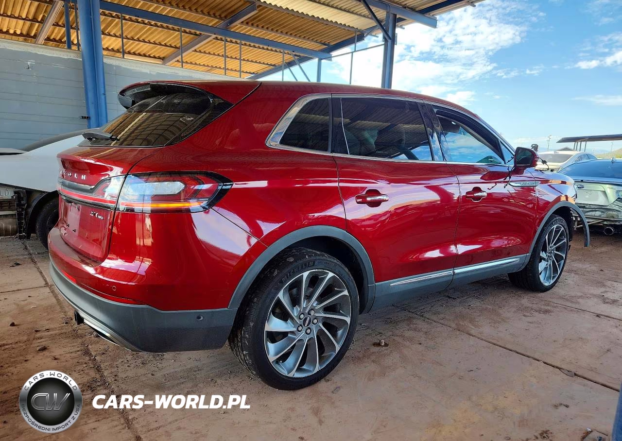 2019 Lincoln Nautilus Reserve VIN:2LMPJ8LP5KBL35873 - 3