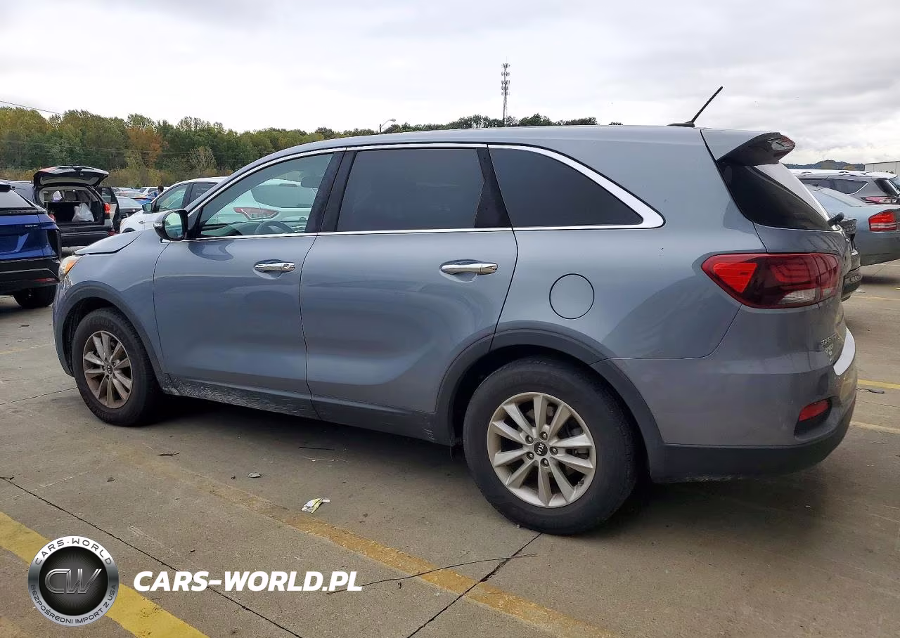 2020 Kia Sorento S VIN:5XYPG4A56LG632947 - 2