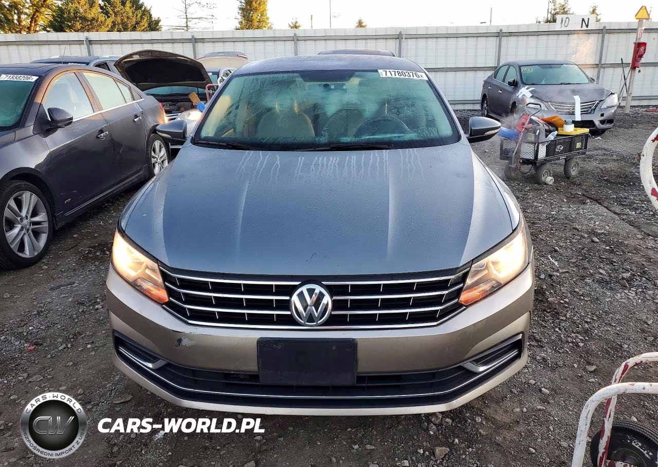 2016 Volkswagen Passat S VIN:1VWAT7A36GC052462 - 5