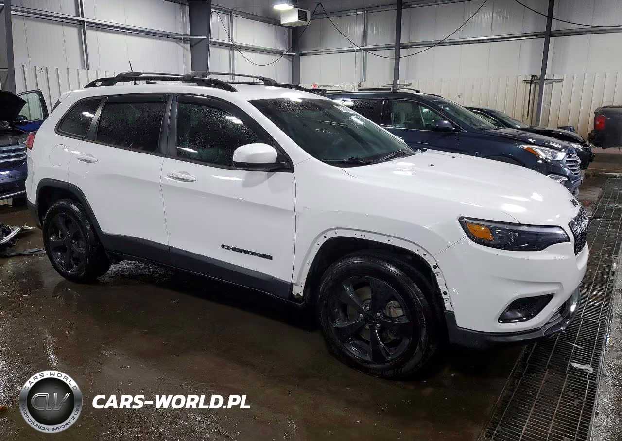 2019 Jeep Cherokee Latitude Plus VIN:1C4PJMLX6KD421082 - 4